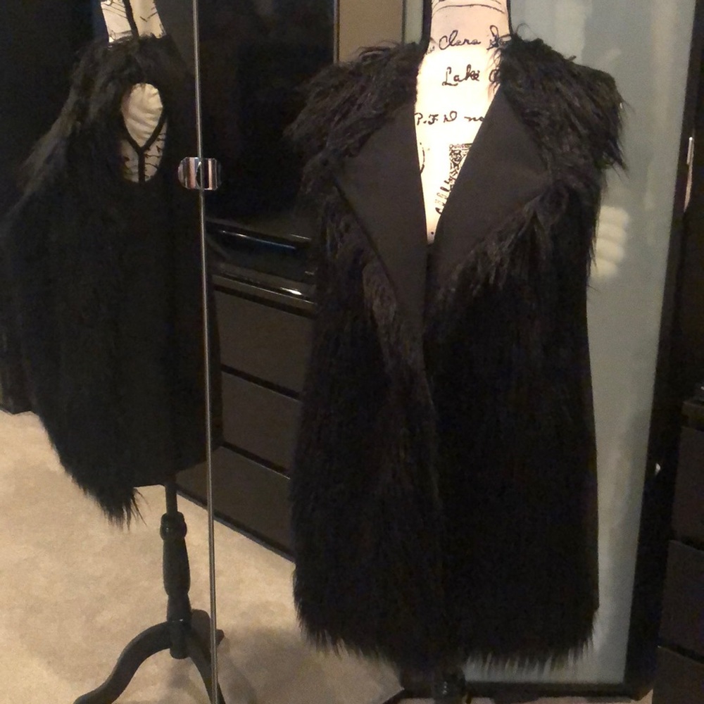 Theory faux fur vest - Picture 5 of 5